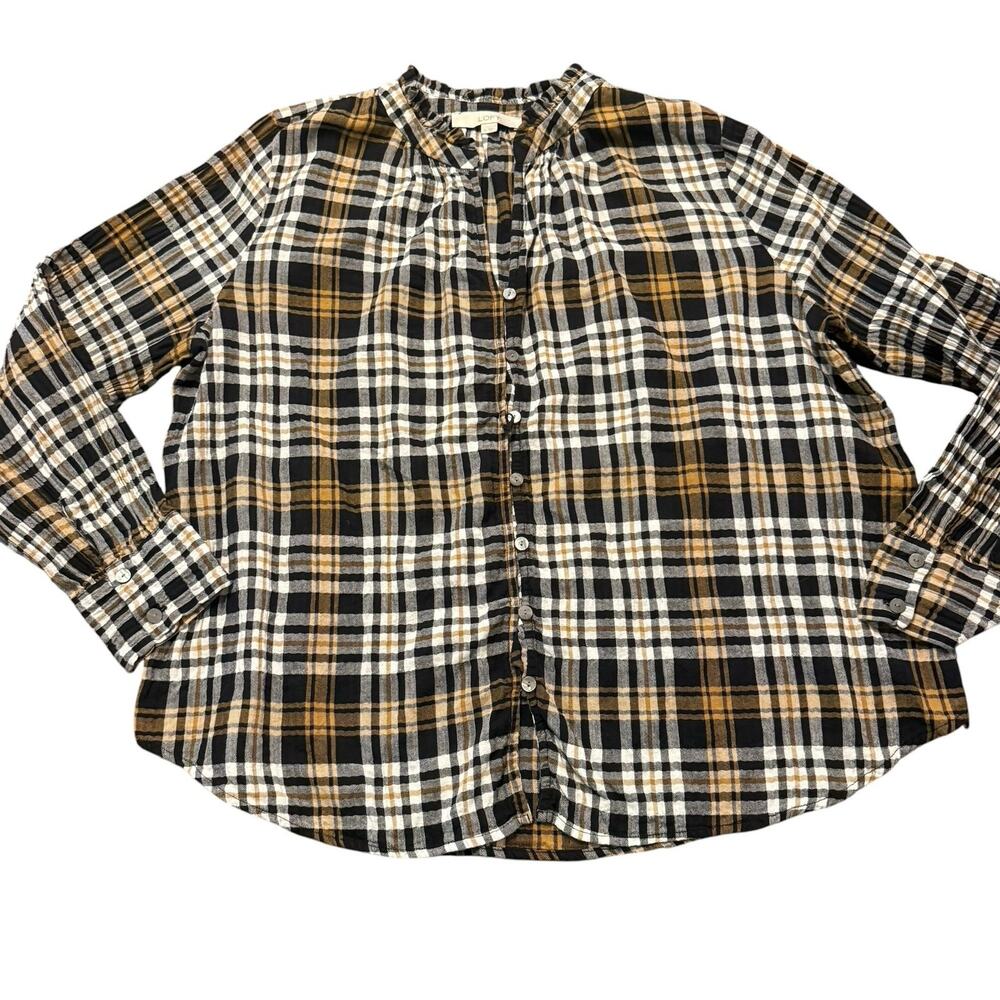 LOFT brown/black/cream crinkle plaid button down shirt, ruffle neck. Size XL
